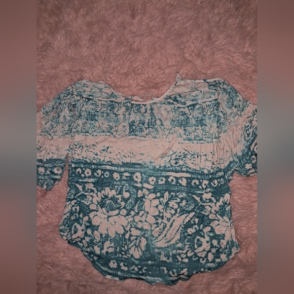 Chaser Criss Cross Back Blouse - Picture 3 of 6